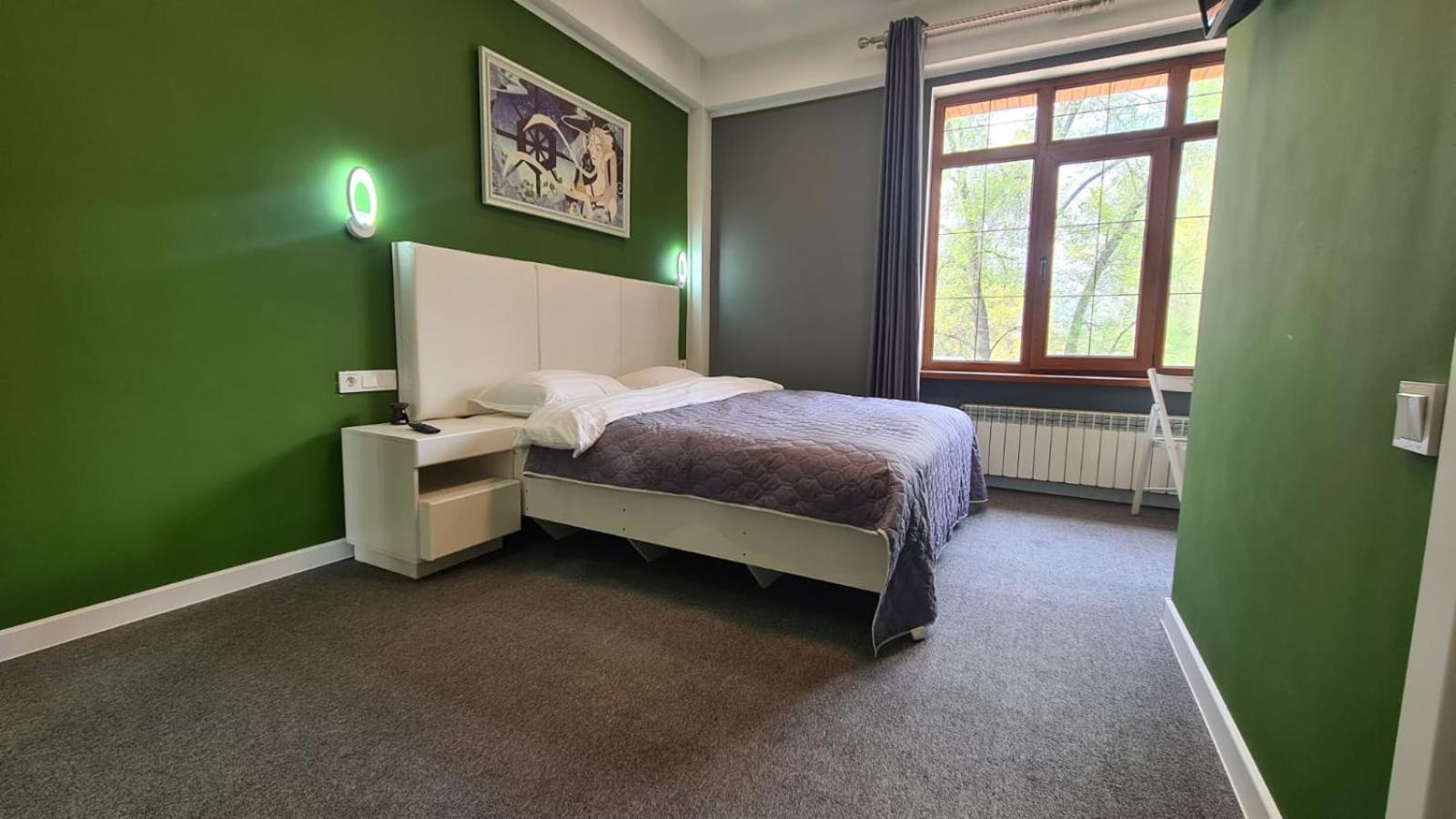 Cryptohotel.Club Almaty Zimmer foto